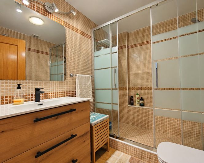 Image No.26-3 Bed Townhouse for sale
