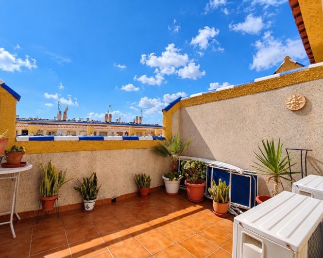 Image No.35-3 Bed Townhouse for sale