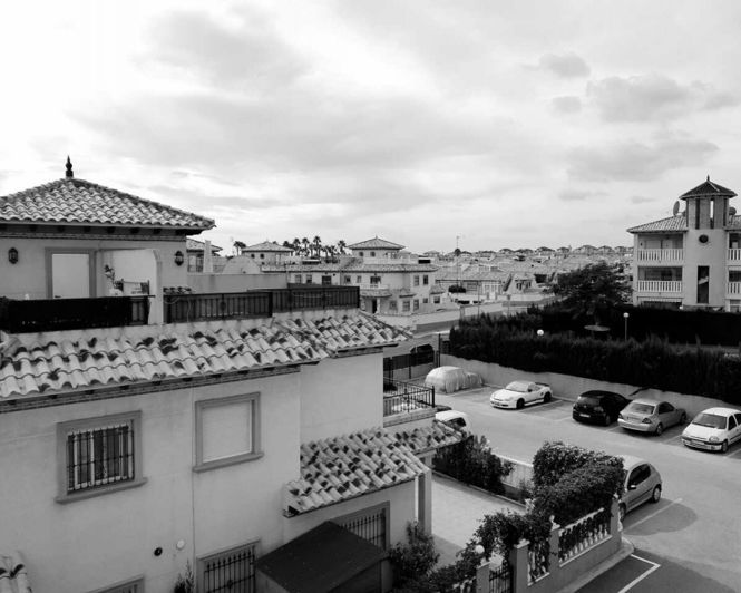 Image No.34-2 Bed Apartment for sale