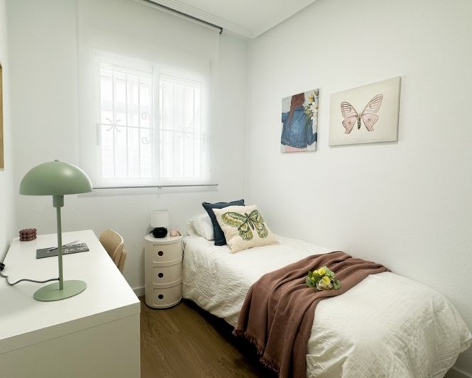 Image No.21-2 Bed Apartment for sale
