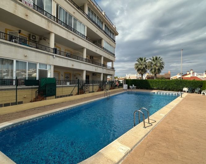 Image No.29-2 Bed Apartment for sale