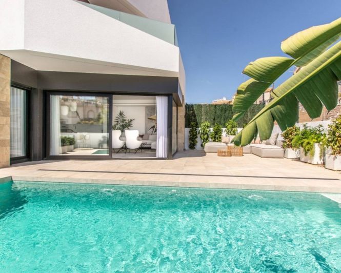Image No.2-3 Bed Villa for sale