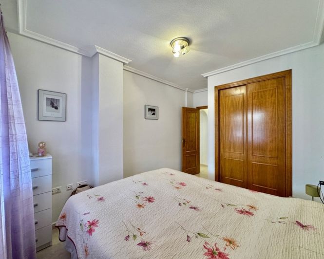 Image No.12-Apartamento con 2 dormitorios en venta