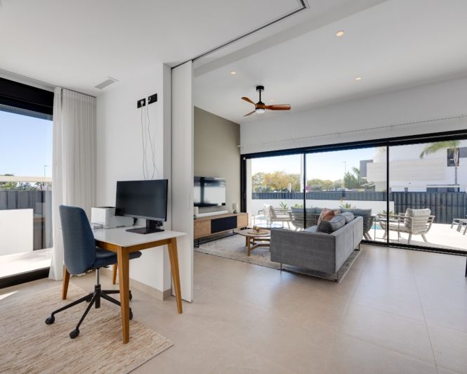 Image No.20-3 Bed Apartment for sale