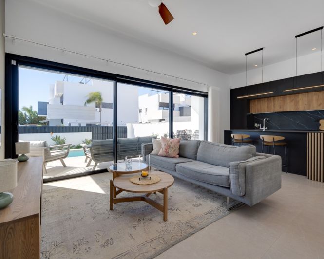 Image No.25-3 Bed Apartment for sale