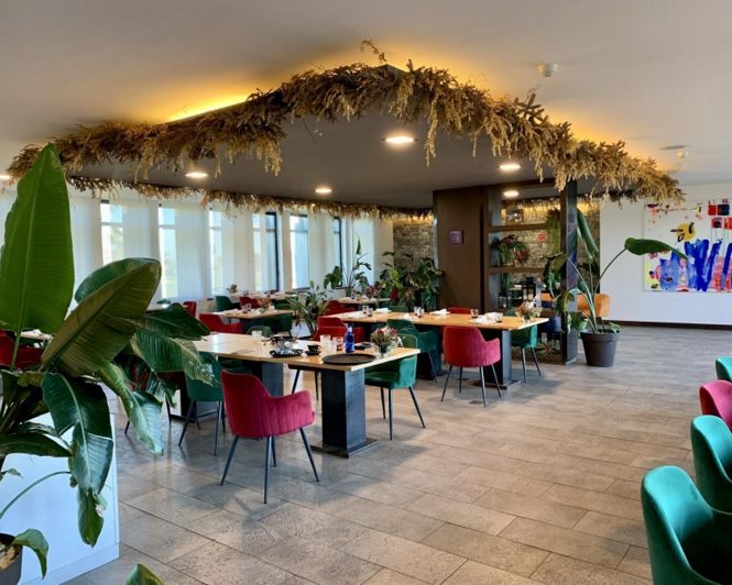 Image No.33-3 Bed Apartment for sale