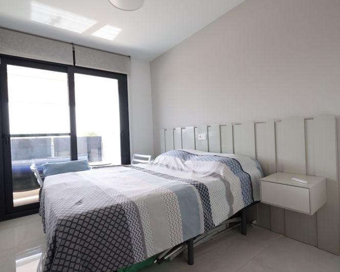 Image No.5-2 Bed Apartment for sale