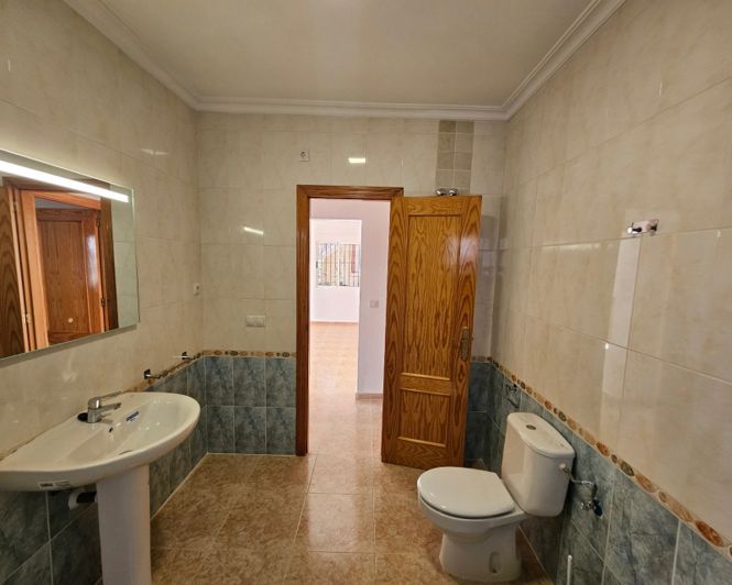 Image No.22-3 Bed Villa for sale