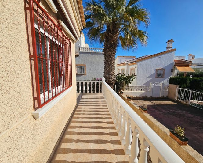 Image No.25-3 Bed Villa for sale