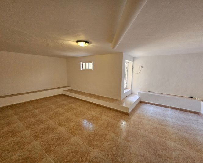 Image No.37-3 Bed Villa for sale