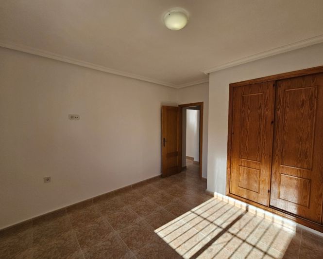 Image No.6-3 Bed Villa for sale