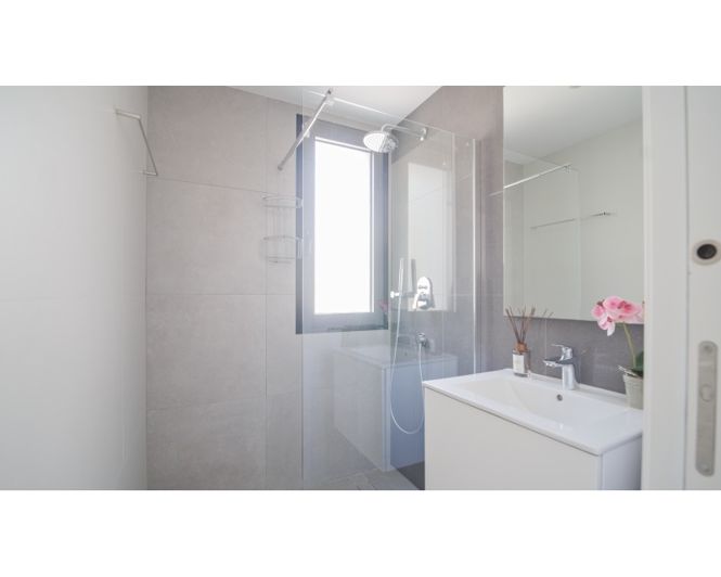 Image No.17-3 Bed Villa for sale