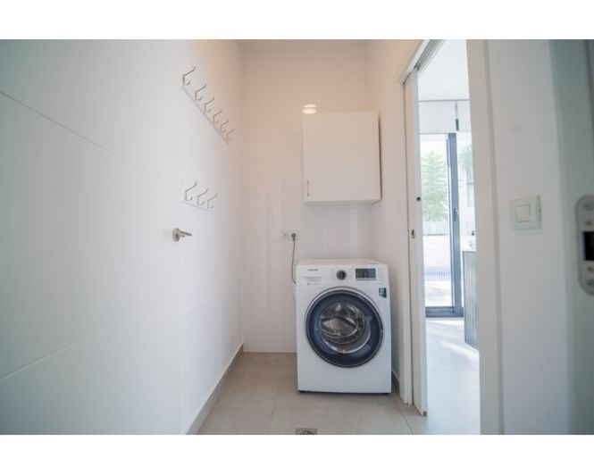 Image No.19-3 Bed Villa for sale