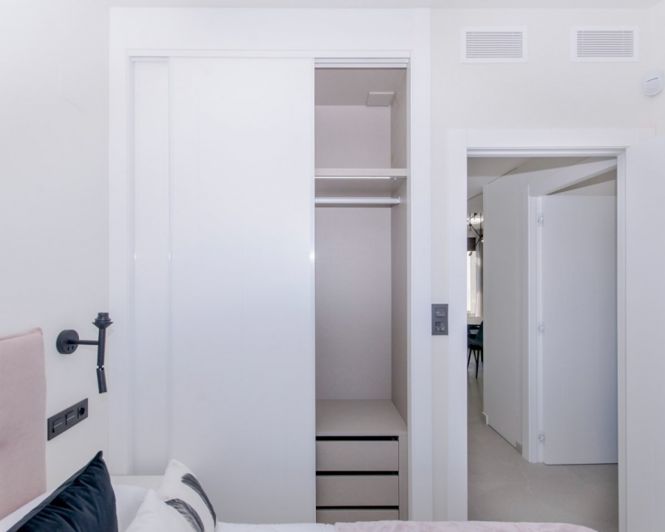 Image No.22-3 Bed Apartment for sale