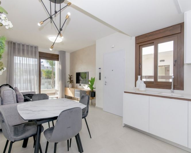 Image No.8-3 Bed Apartment for sale