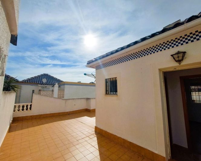 Image No.11-3 Bed Villa for sale