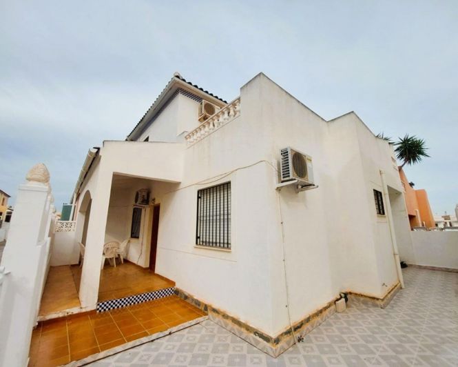 Image No.13-3 Bed Villa for sale