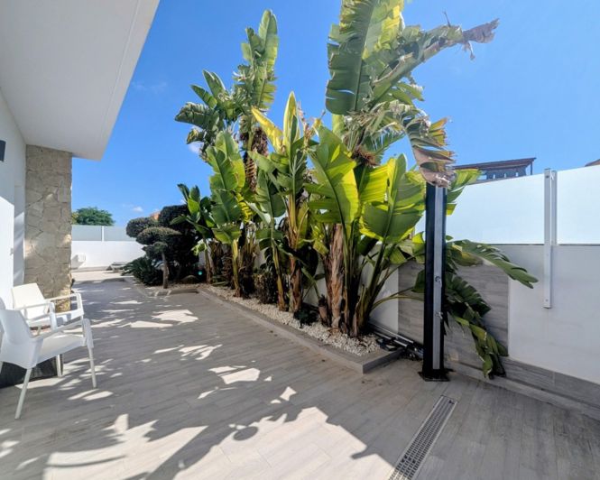 Image No.18-3 Bed Villa for sale
