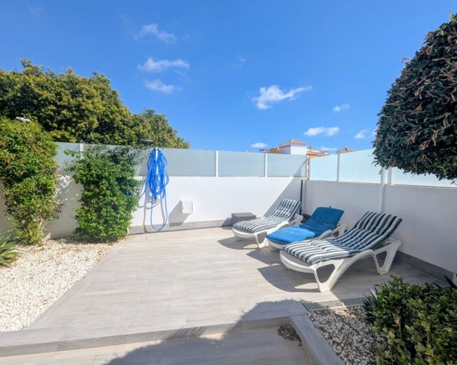 Image No.20-3 Bed Villa for sale