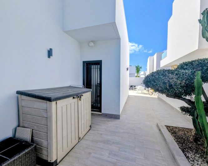 Image No.22-3 Bed Villa for sale