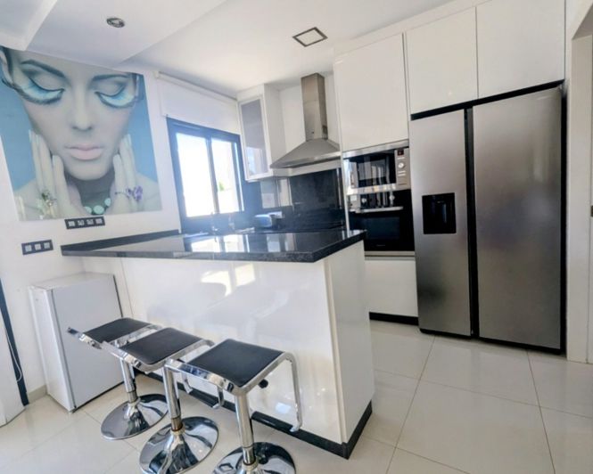 Image No.25-3 Bed Villa for sale