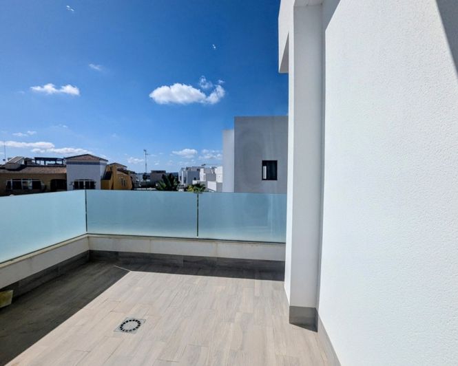 Image No.35-3 Bed Villa for sale
