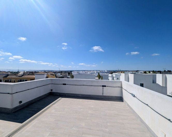 Image No.39-3 Bed Villa for sale