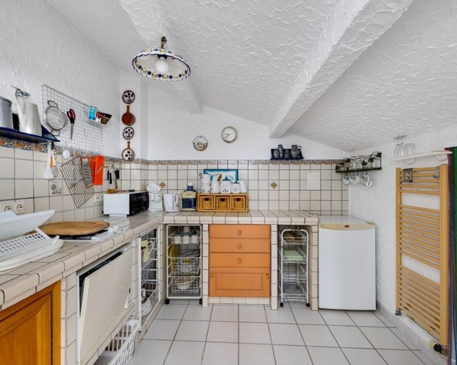 Image No.43-2 Bed Villa for sale