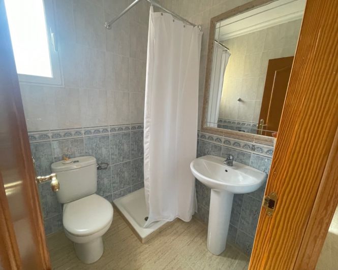 Image No.11-3 Bed Townhouse for sale