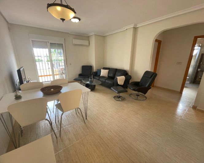 Image No.3-3 Bed Townhouse for sale