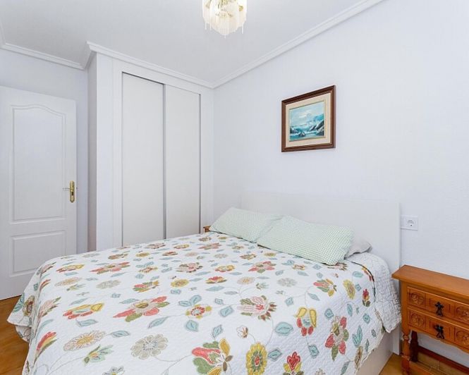 Image No.15-3 Bed Townhouse for sale