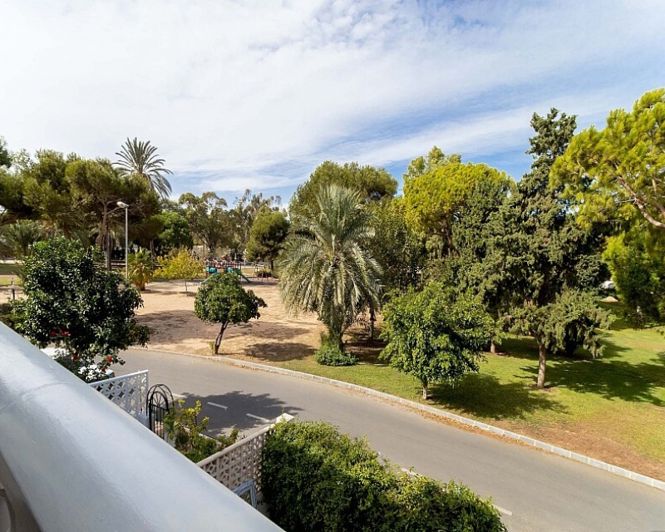 Image No.8-3 Bed Townhouse for sale