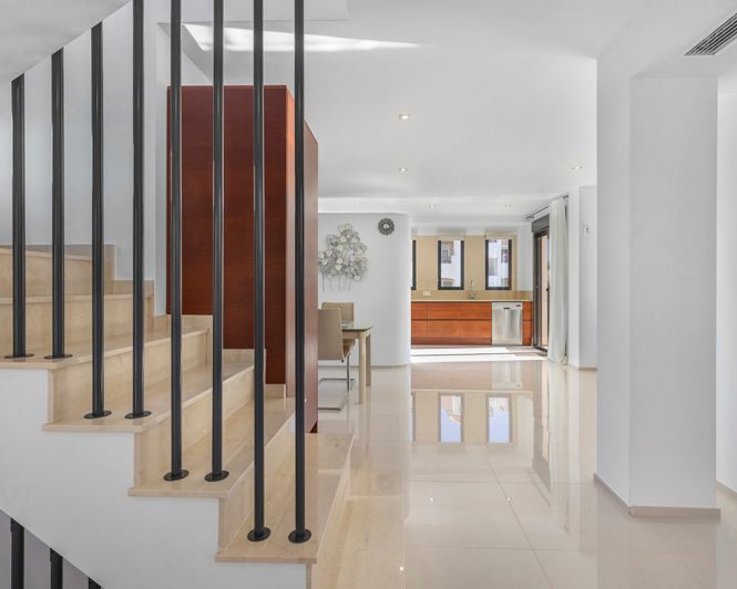 Image No.5-Villa de 5 chambres à vendre à La Zenia