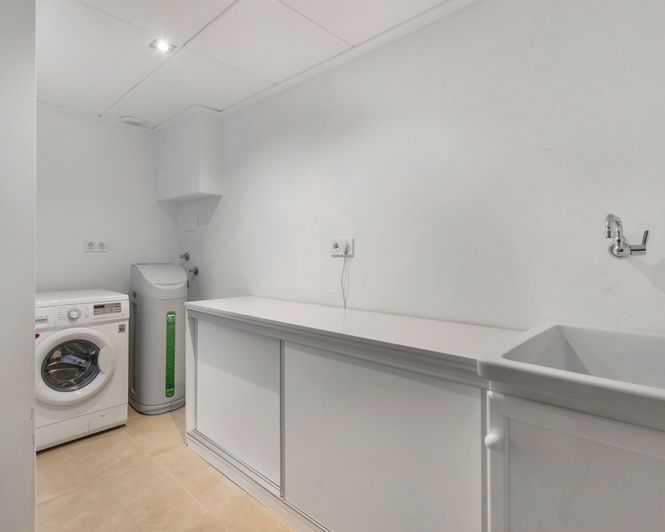 Image No.50-Villa de 5 chambres à vendre à La Zenia