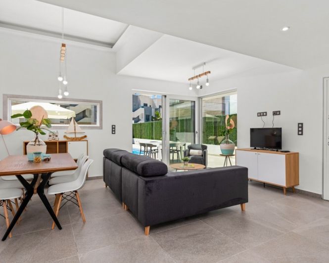 Image No.5-3 Bed Villa for sale