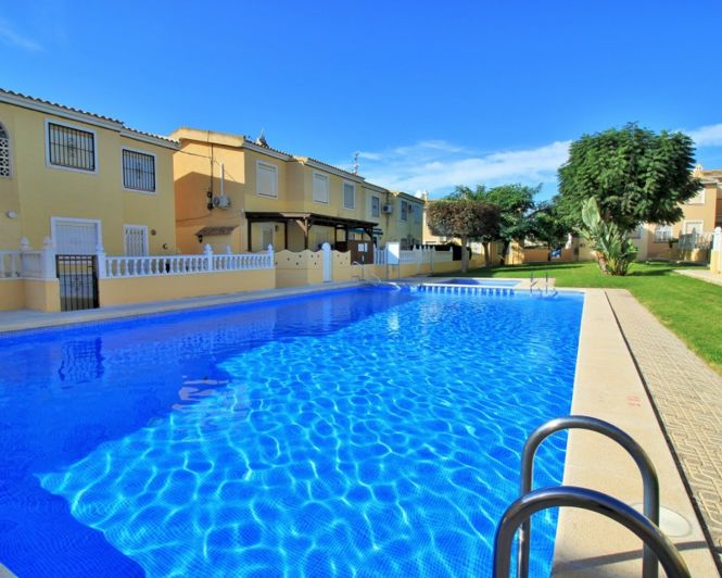 Image No.33-Maison de ville de 3 chambres à vendre à Villamartin