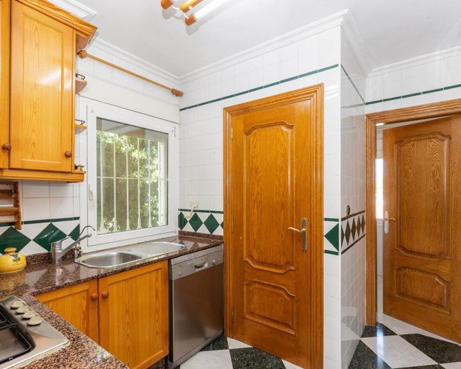 Image No.16-5 Bed Villa for sale