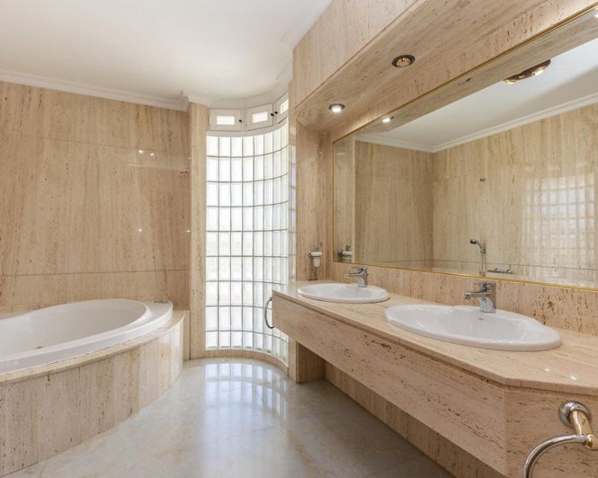 Image No.24-5 Bed Villa for sale