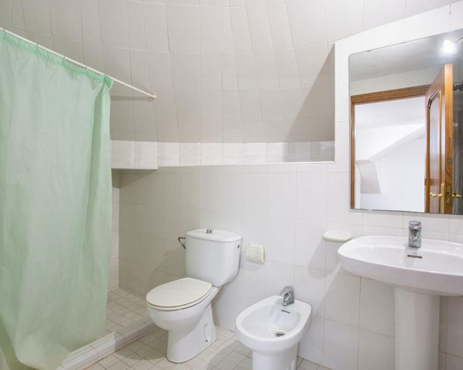 Image No.38-5 Bed Villa for sale