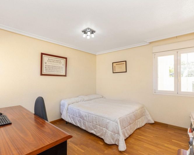 Image No.41-5 Bed Villa for sale