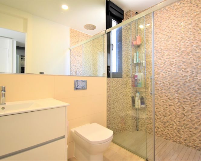 Image No.13-3 Bed Villa for sale