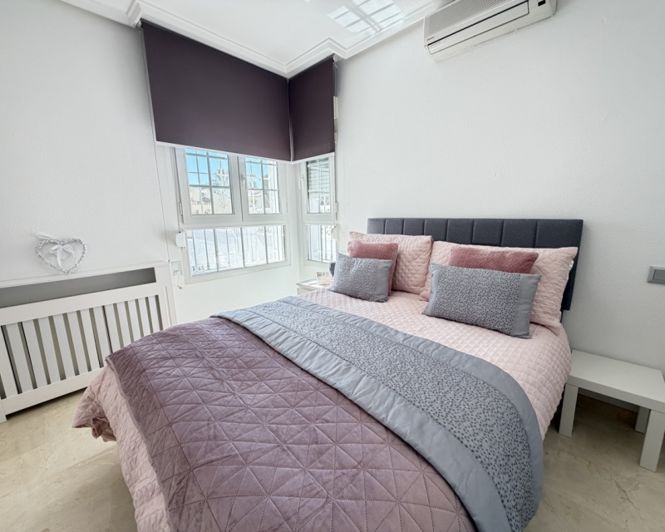 Image No.12-3 Bed Villa for sale