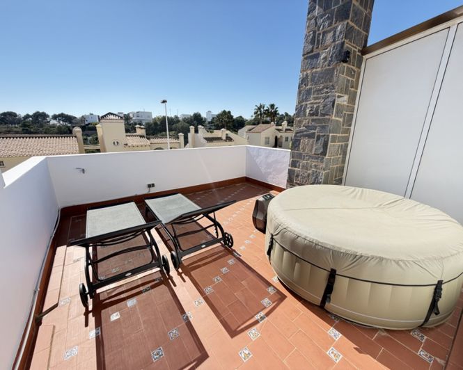 Image No.25-3 Bed Villa for sale