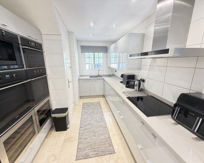 Image No.6-3 Bed Villa for sale