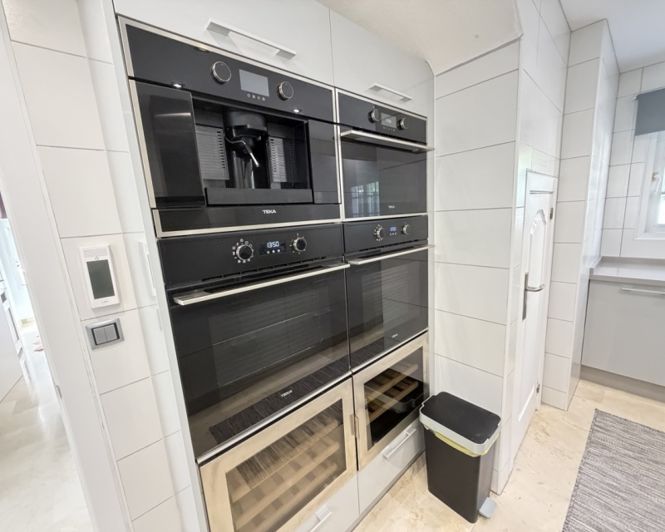 Image No.9-3 Bed Villa for sale