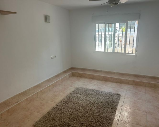 Image No.25-5 Bed Villa for sale