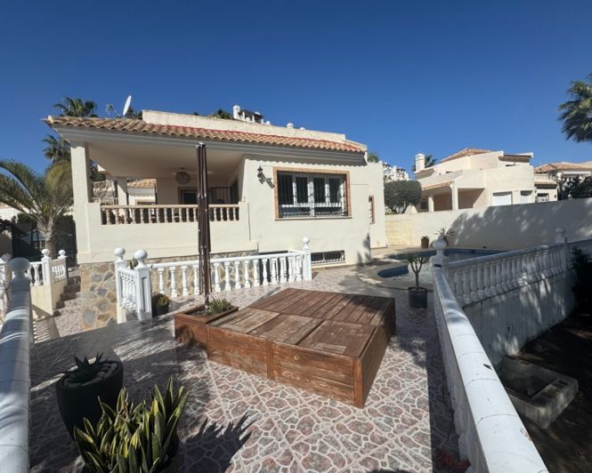 Image No.9-5 Bed Villa for sale