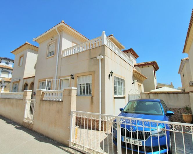Image No.1-Villa de 3 chambres à vendre à Playa Flamenca