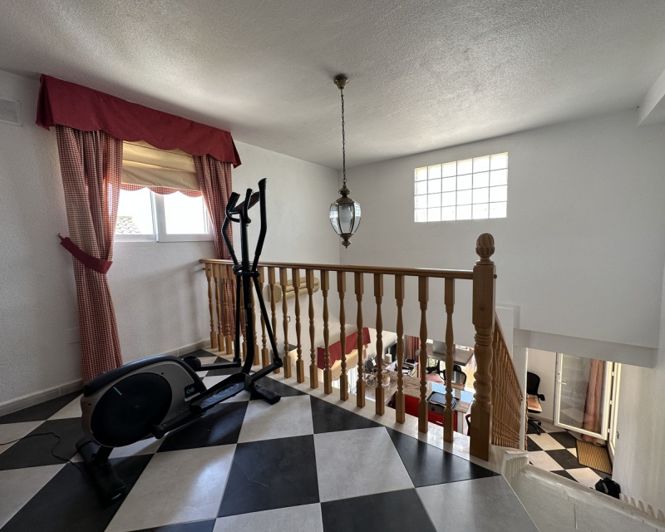 Image No.19-4 Bed Villa for sale