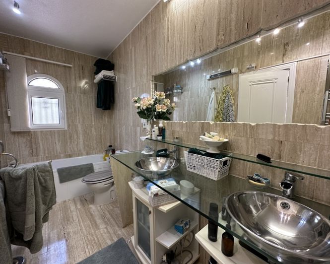 Image No.26-4 Bed Villa for sale